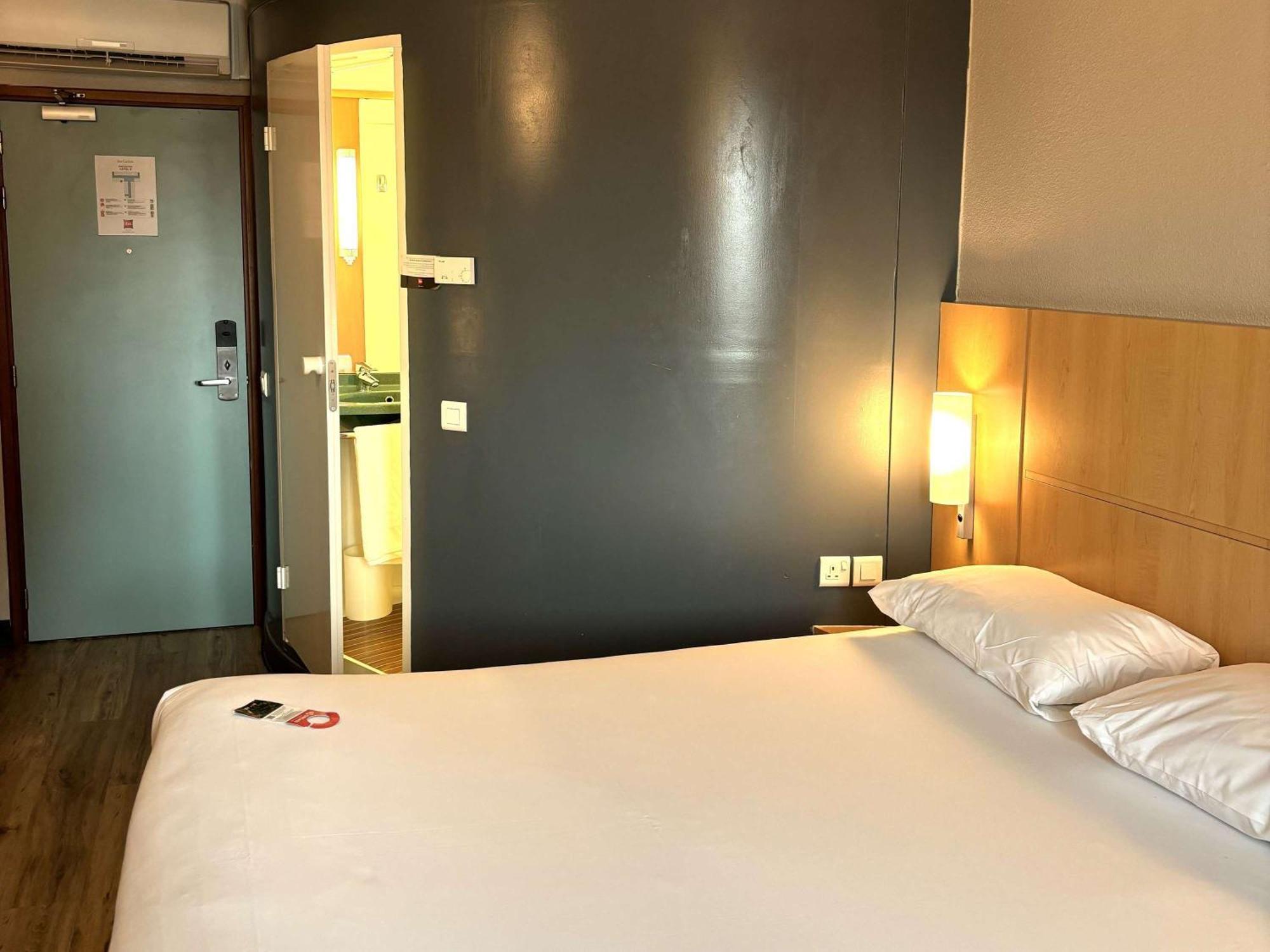 Ibis Carlisle City Centre Екстериор снимка